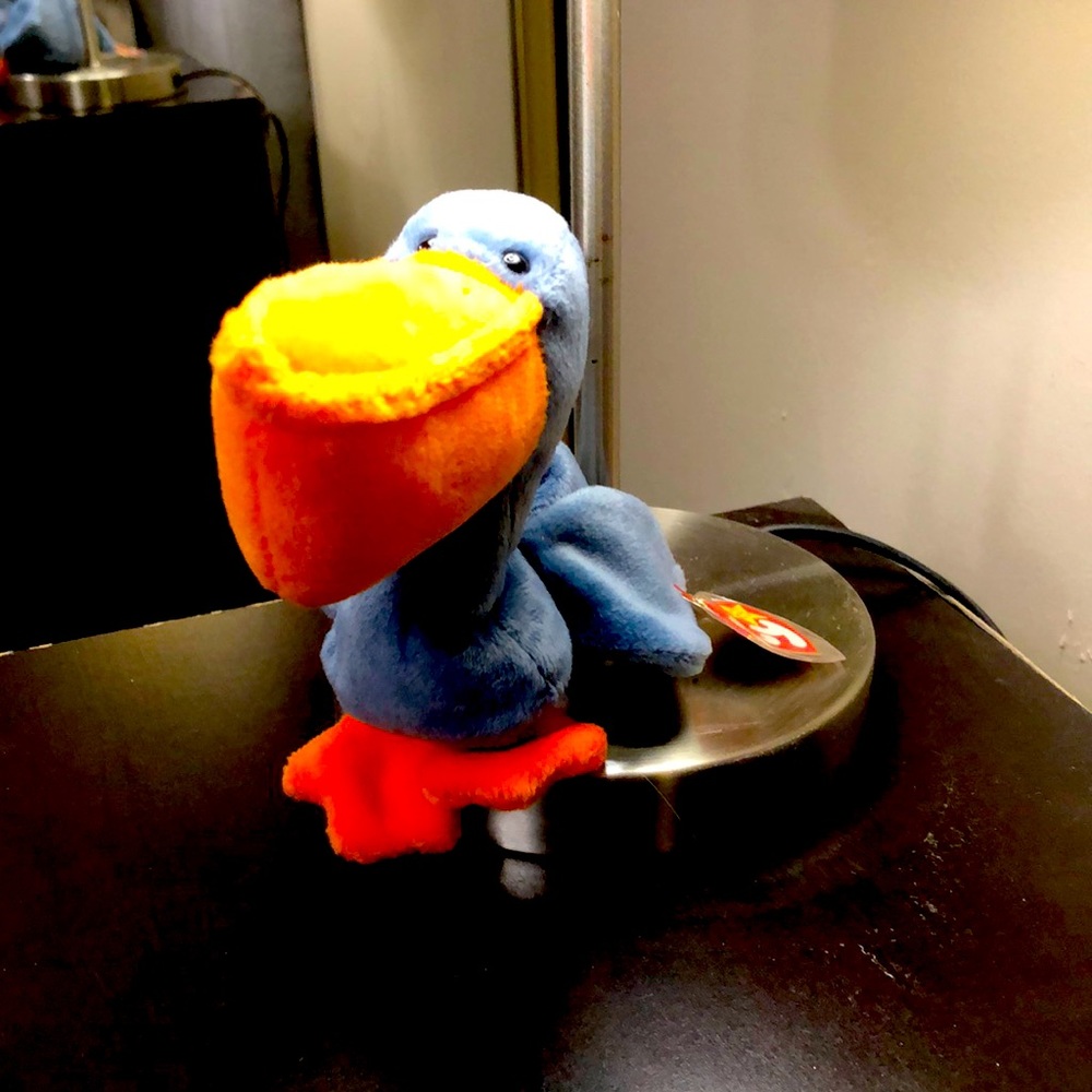 Ty beanie baby “scoop”